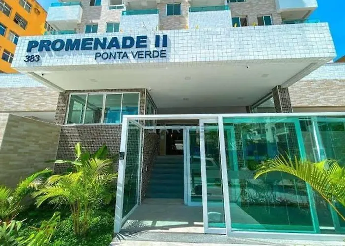 Excelente Apartamento Em Maceio - 250 Metros Da Praia De Ponta Verde